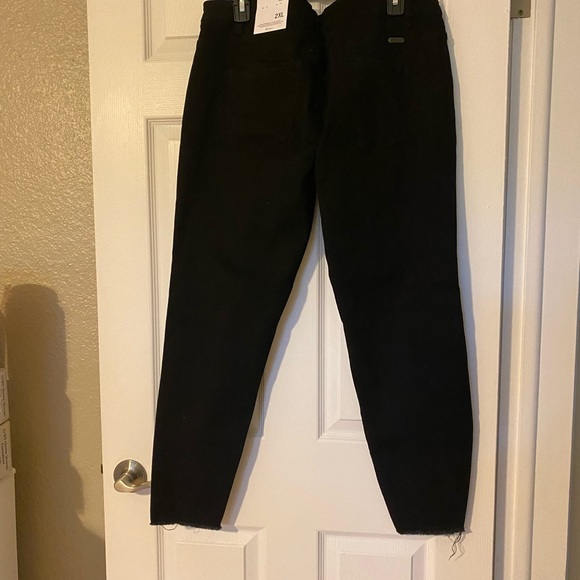 KanCan Jeans - Picture 4 of 5